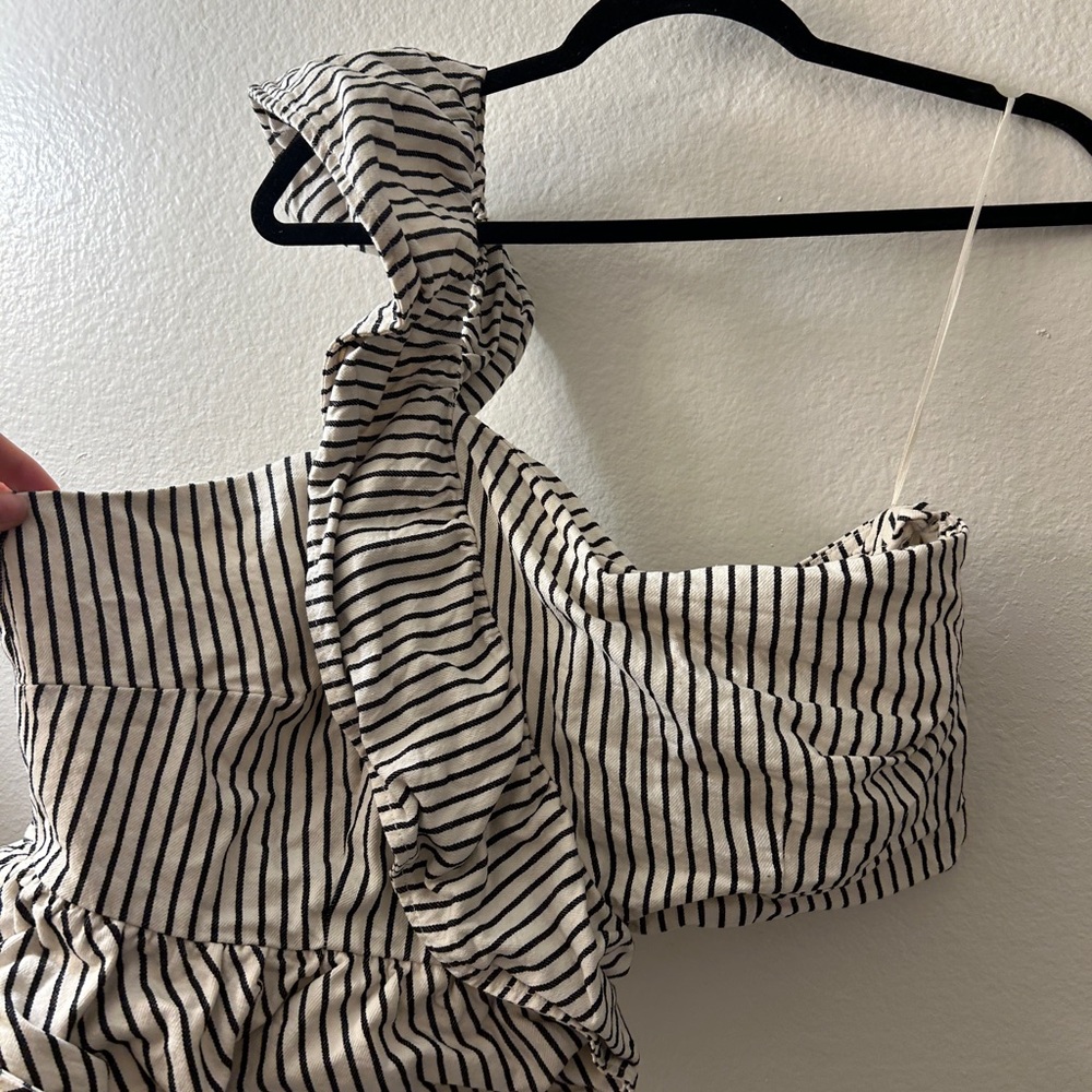 One-Shoulder Striped Ruffle Blouse in Cream & Black
